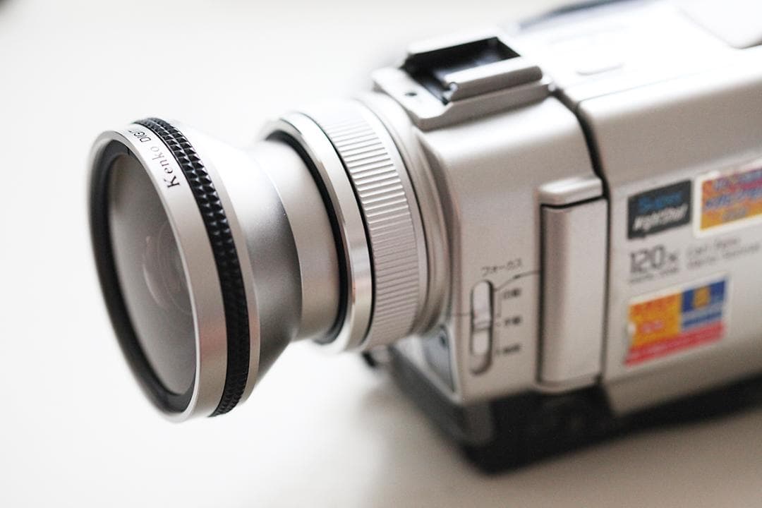 SONY DCR-TRV20 ビデオカメラ 　Q953