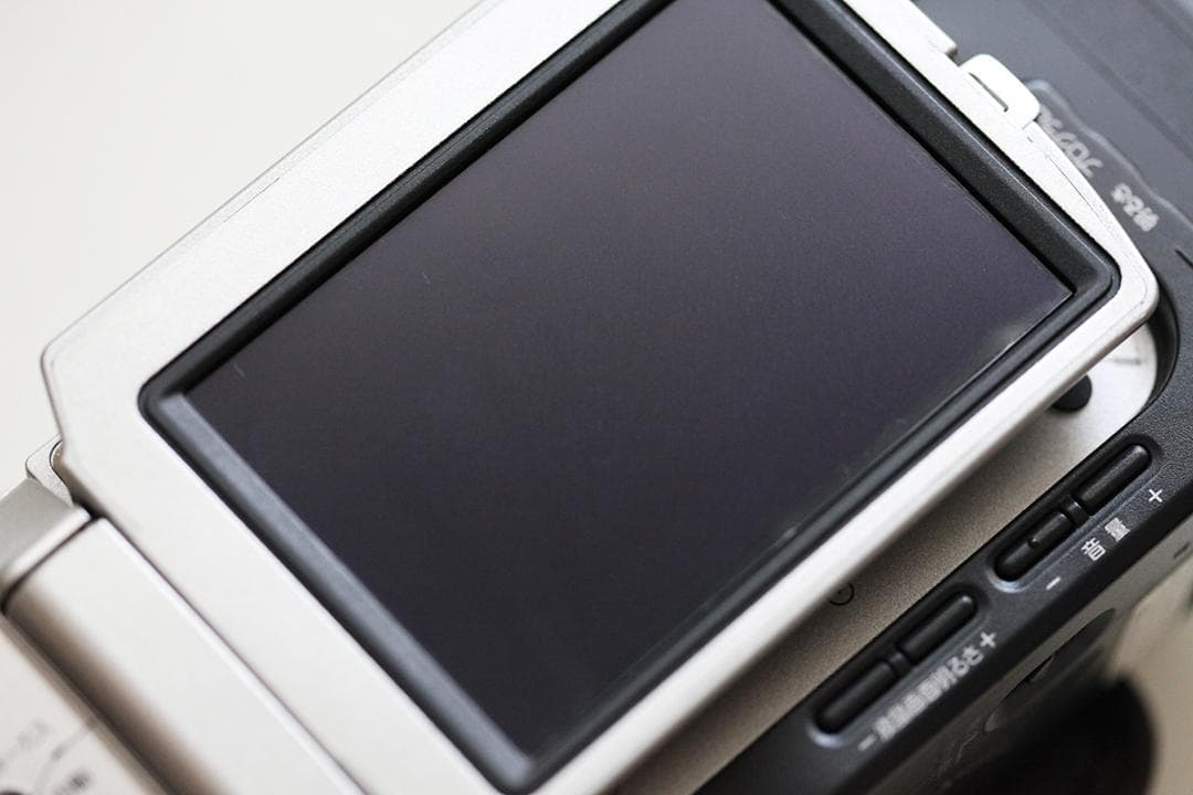 SONY DCR-TRV20 ビデオカメラ 　Q953
