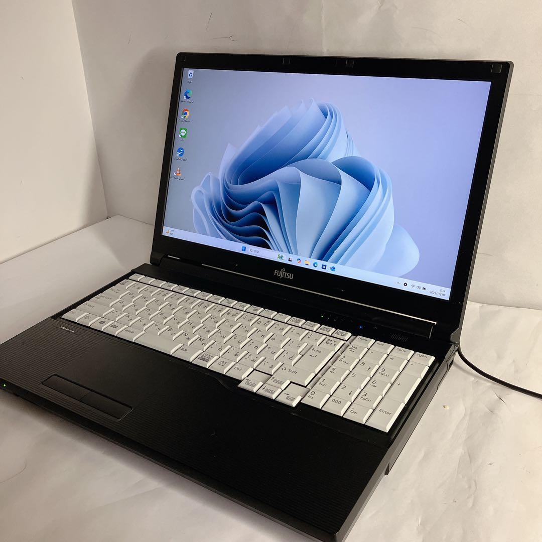 Core i5 ・SSD128GB /LIFEBOOK 　DVD搭載　ノートpc