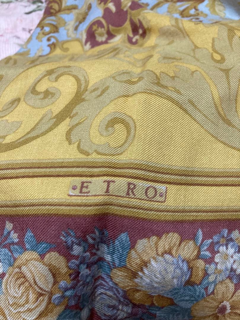 レアな花柄【ETRO】　エトロ大判ストール　花柄マスタードイエロー系