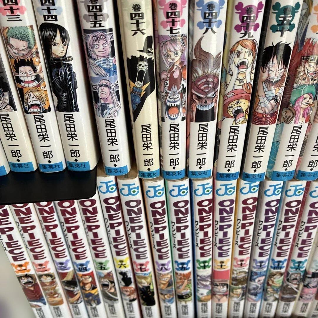 ONE PIECE 全巻セット １巻〜１１４巻（最新刊）＋関連本 １０巻