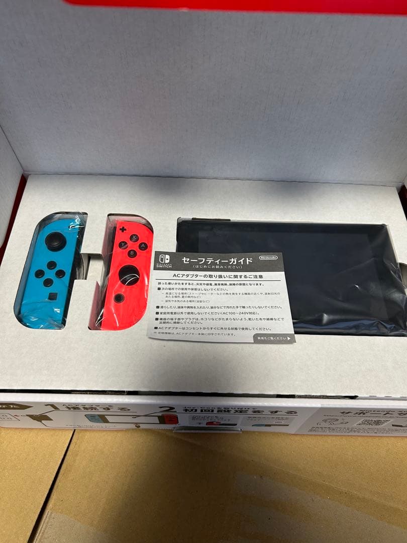 禁煙環境　Nintendo Switch 本体 ネオンブルーネオンレッド