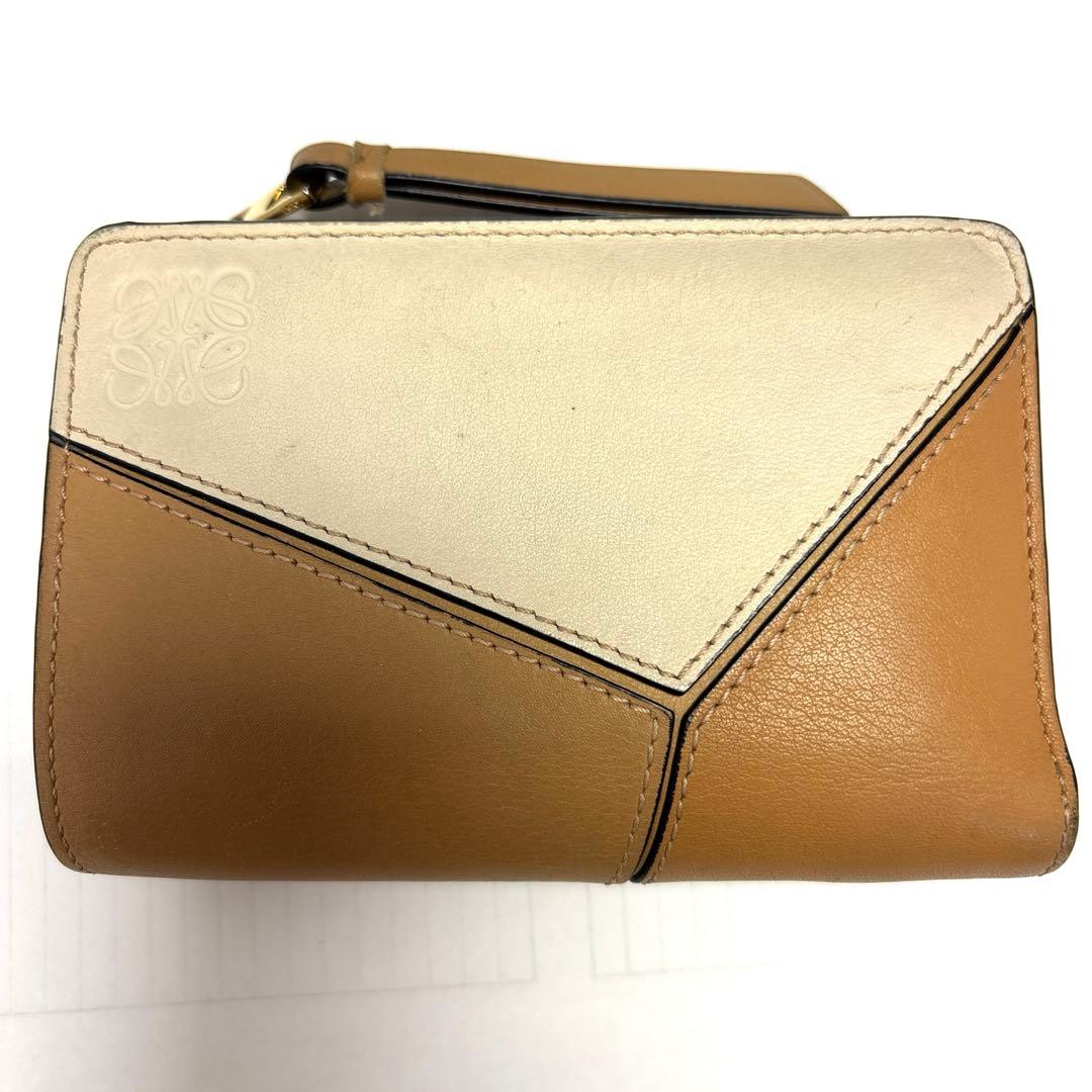ロエベ　二つ折り　財布