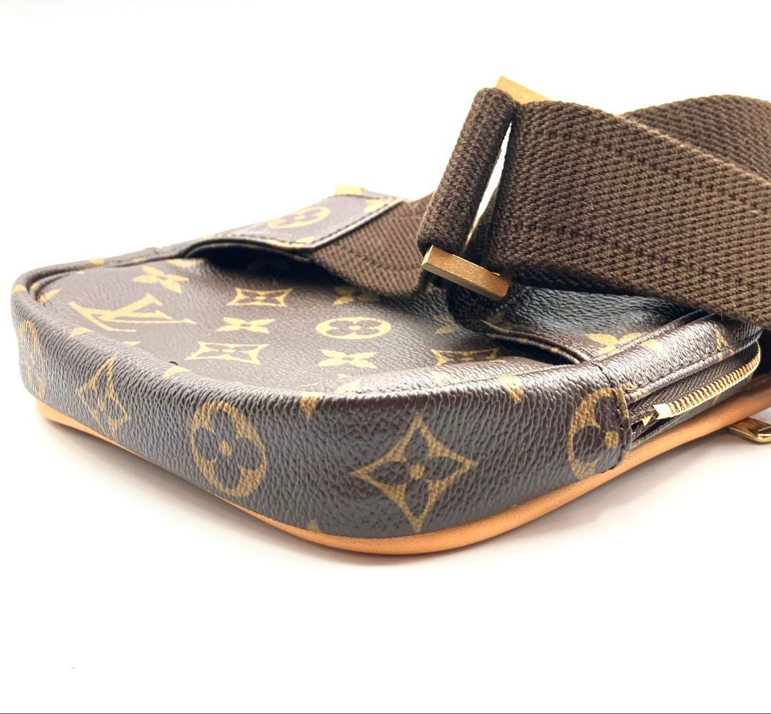 【美品】ルイヴィトン LOUIS VUITTON バムバッグ ボスフォール