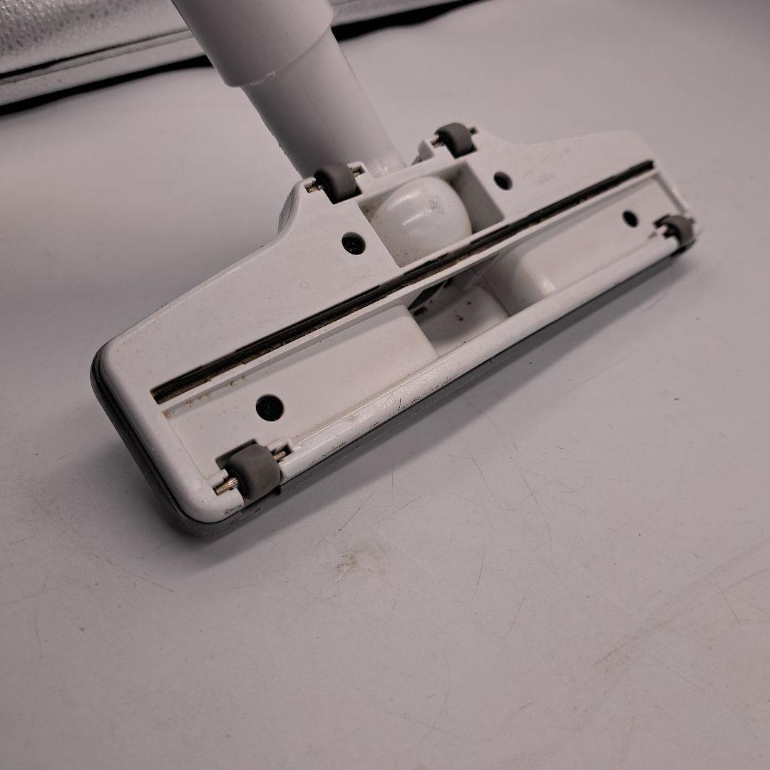 ②Makita CL107FD スティッククリーナー本体