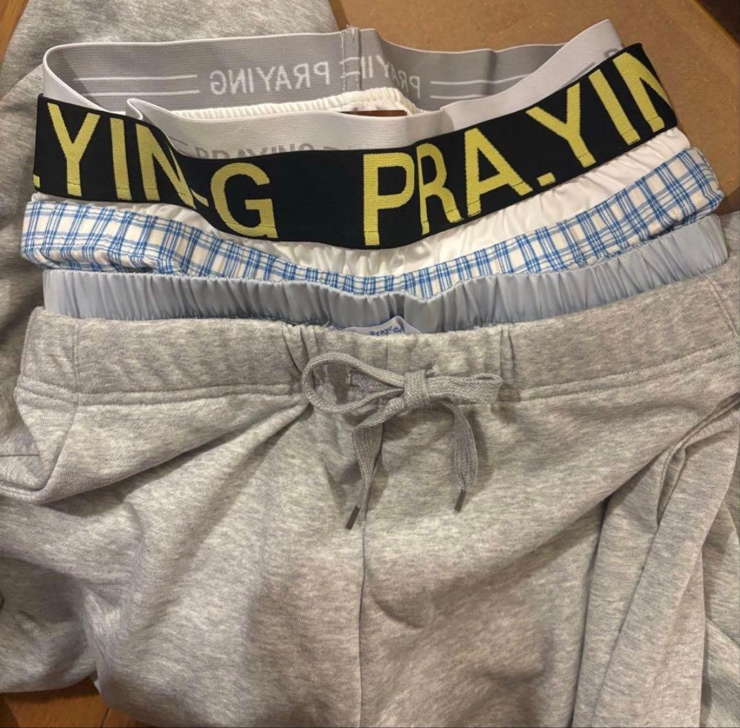Praying AW24 グレー スウェットパンツ