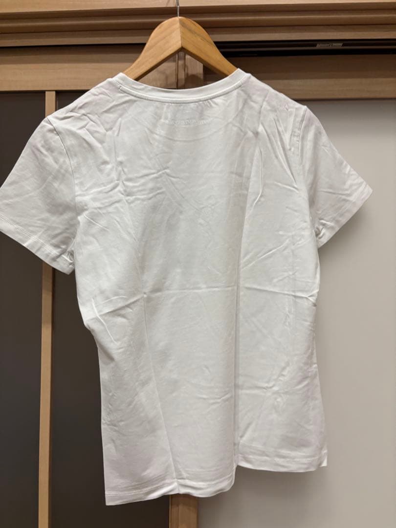 エンポリオアルマーニ　Tシャツ