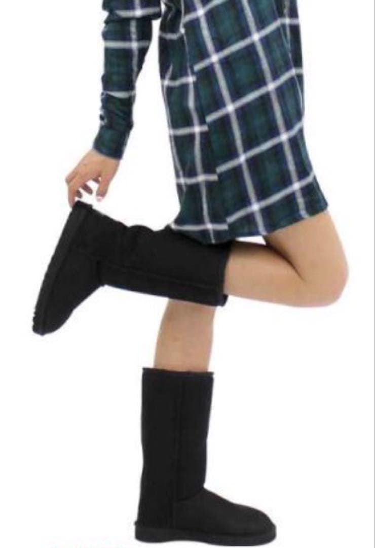 新品・未使用品 UGG CLASSIC TALL II ムートンブーツ 黒
