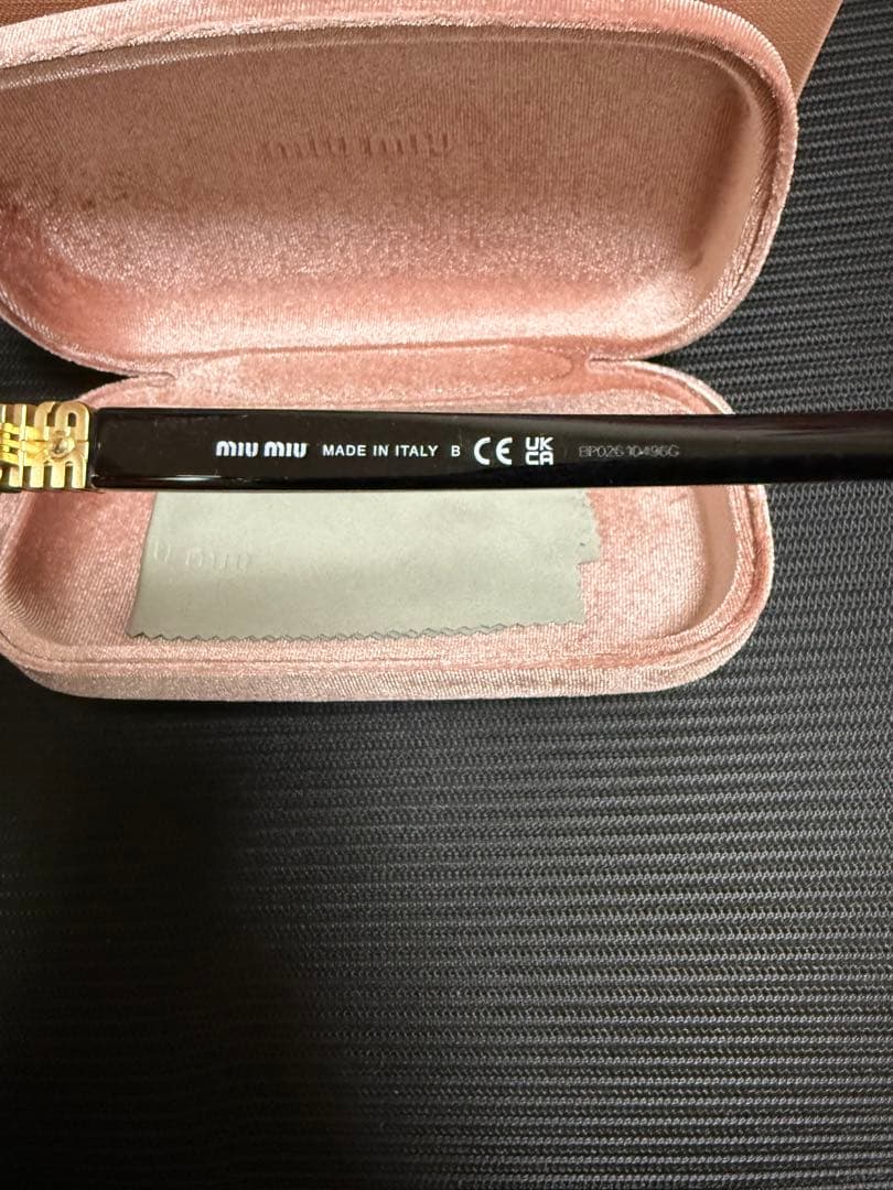 miumiu 24ss スクエアサングラス