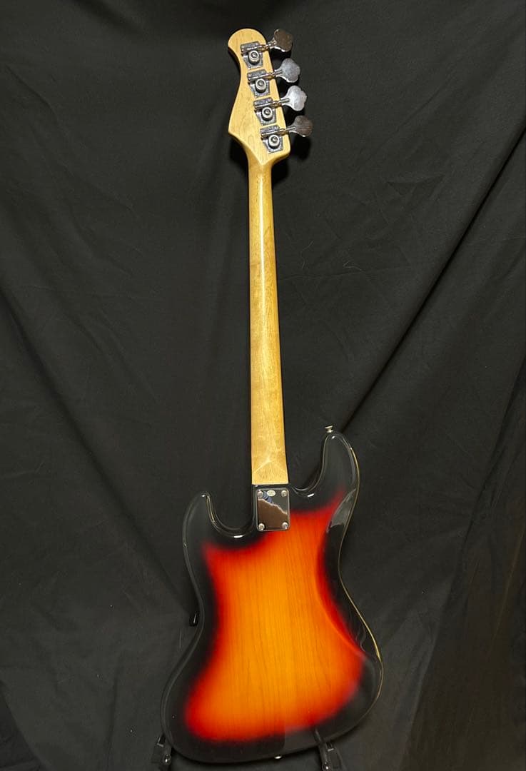 Bacchus BJB-400R? 3TS ジャズベース