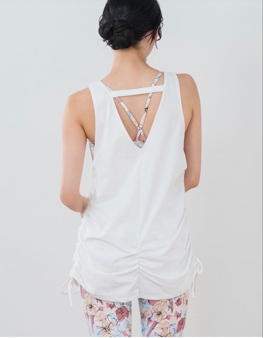 新品未使用！【SUKALA】セパレートタンクトップ&ブラトップセットLAVA