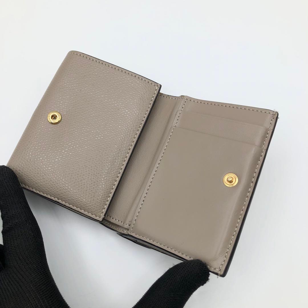 美品 現行 フェンディ FFダイヤモンド 三つ折り財布 バイカラー レザー