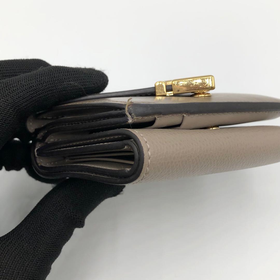 美品 現行 フェンディ FFダイヤモンド 三つ折り財布 バイカラー レザー