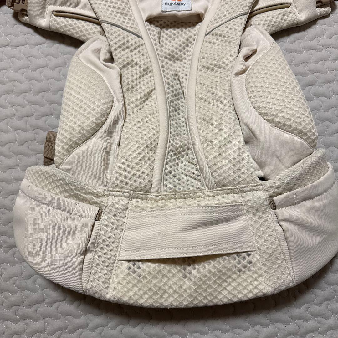 ergobabyオムニ ブリーズ抱っこ紐 ナチュラルベージュ
