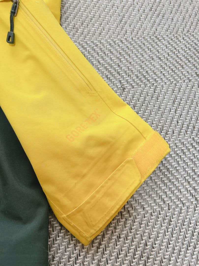 patagonia　パウダーボールジャケット　ビブパンツ上下セット✨ゴアテックス