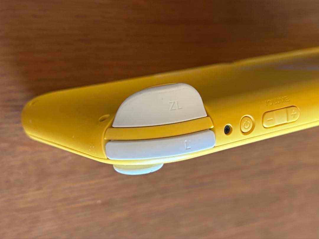 【中古】 Switchライト 本体 イエロー