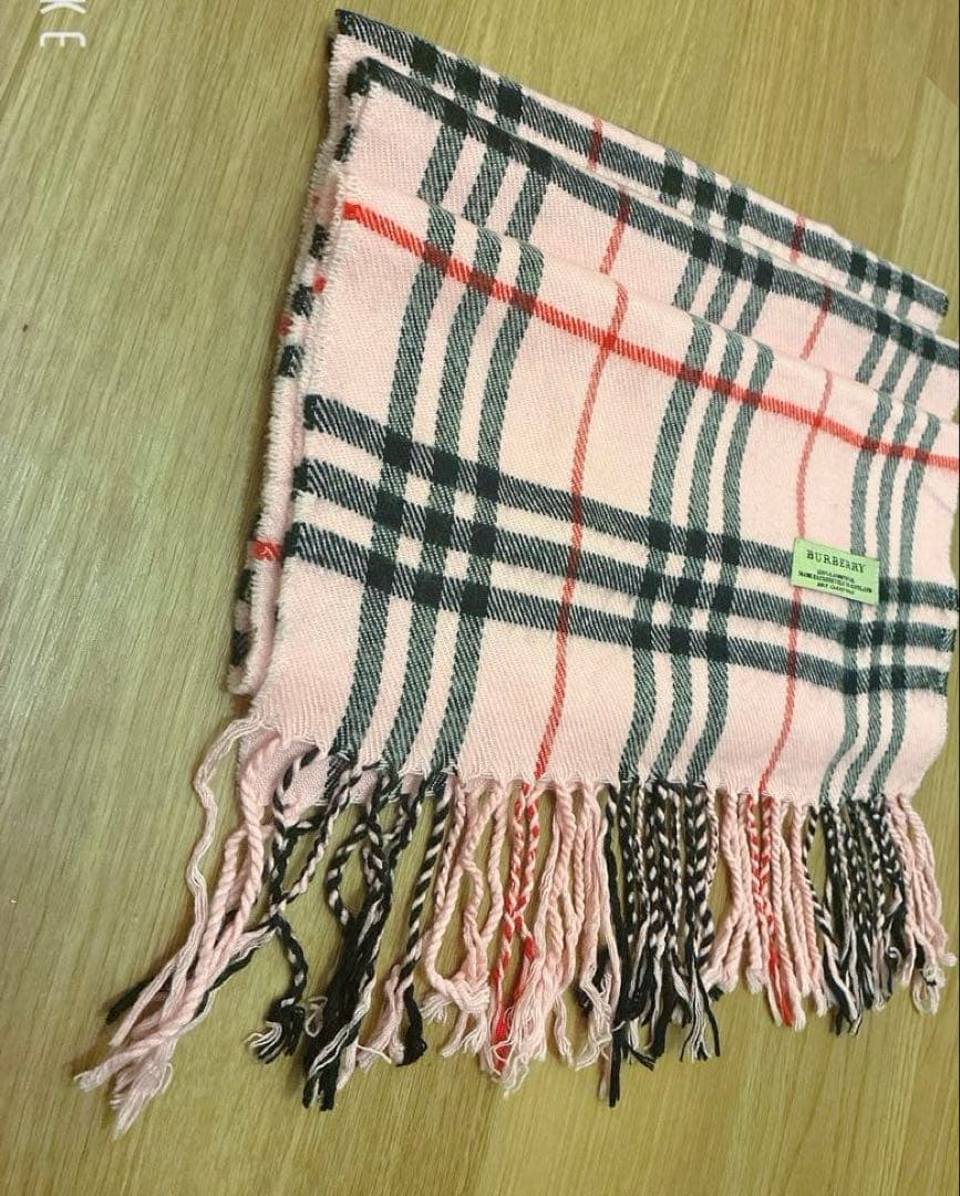 希少カラー【極美品】BURBERRY ラムウール100 マフラー ピンク 薄手