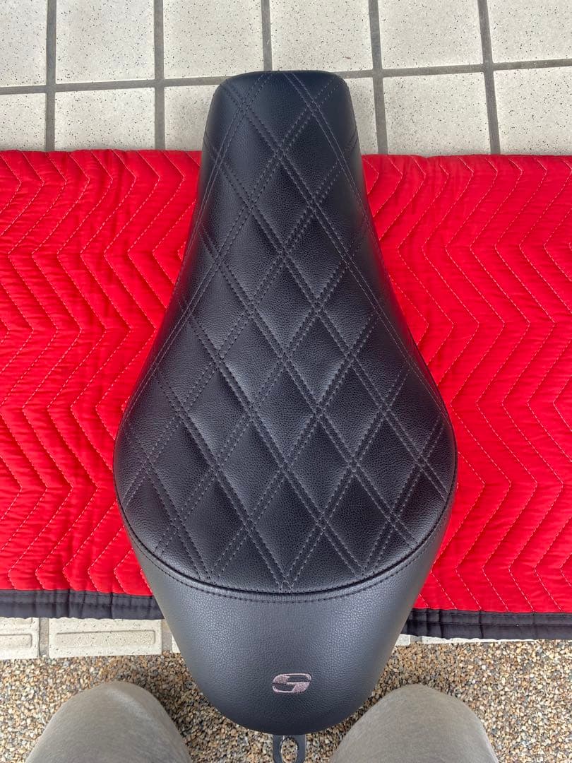 Saddlemen Renegade LSソロシートブラック スポーツスター