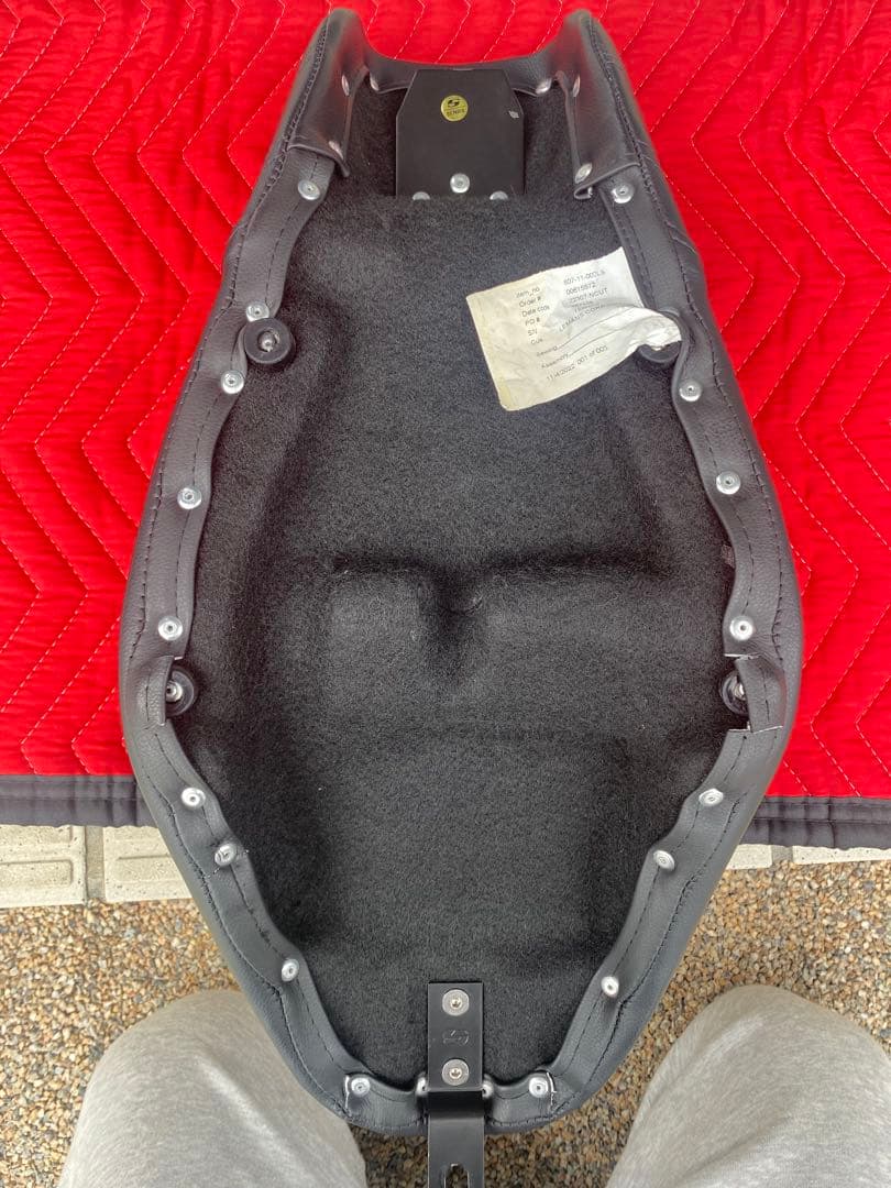 Saddlemen Renegade LSソロシートブラック スポーツスター