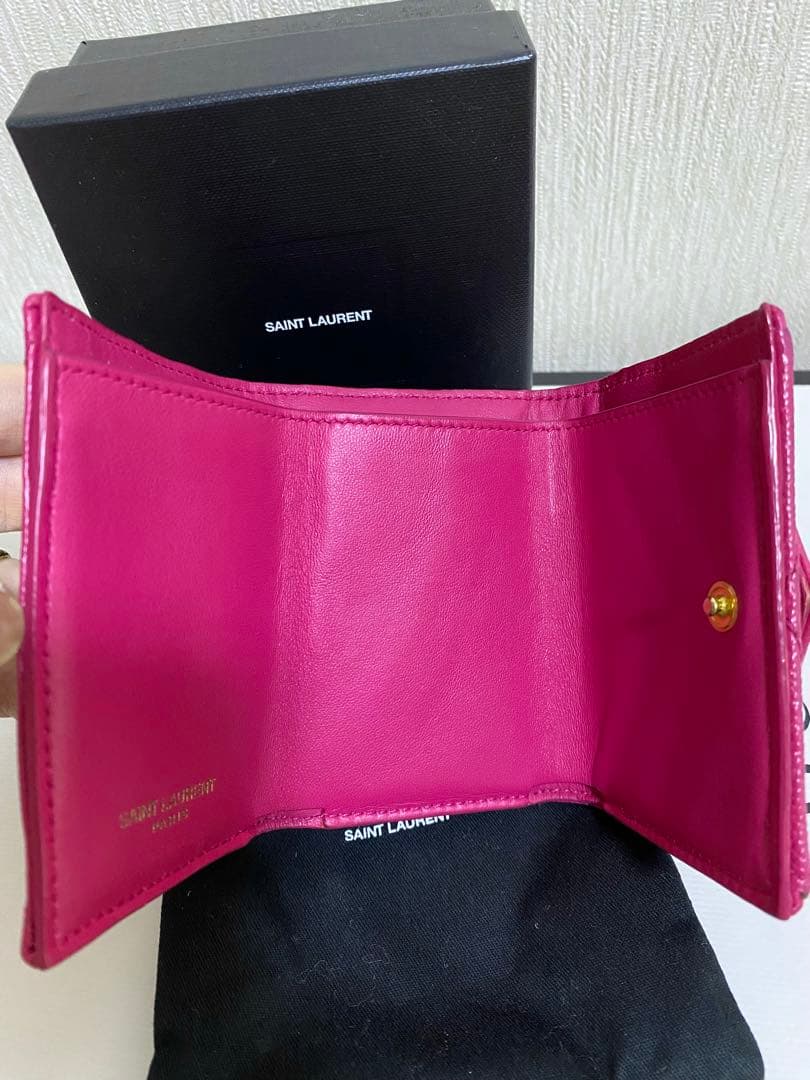 美品　サンローラン　ミニ財布　コンパクトウォレット　ピンク　キルティング