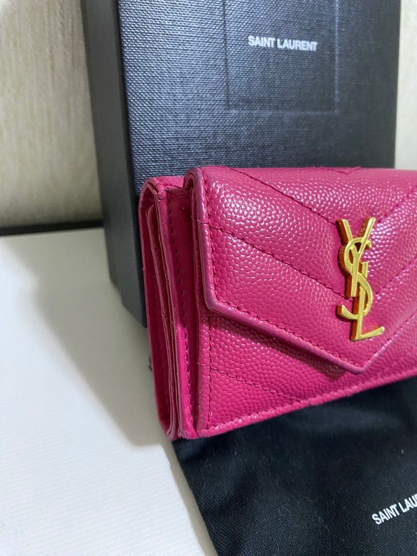 美品　サンローラン　ミニ財布　コンパクトウォレット　ピンク　キルティング