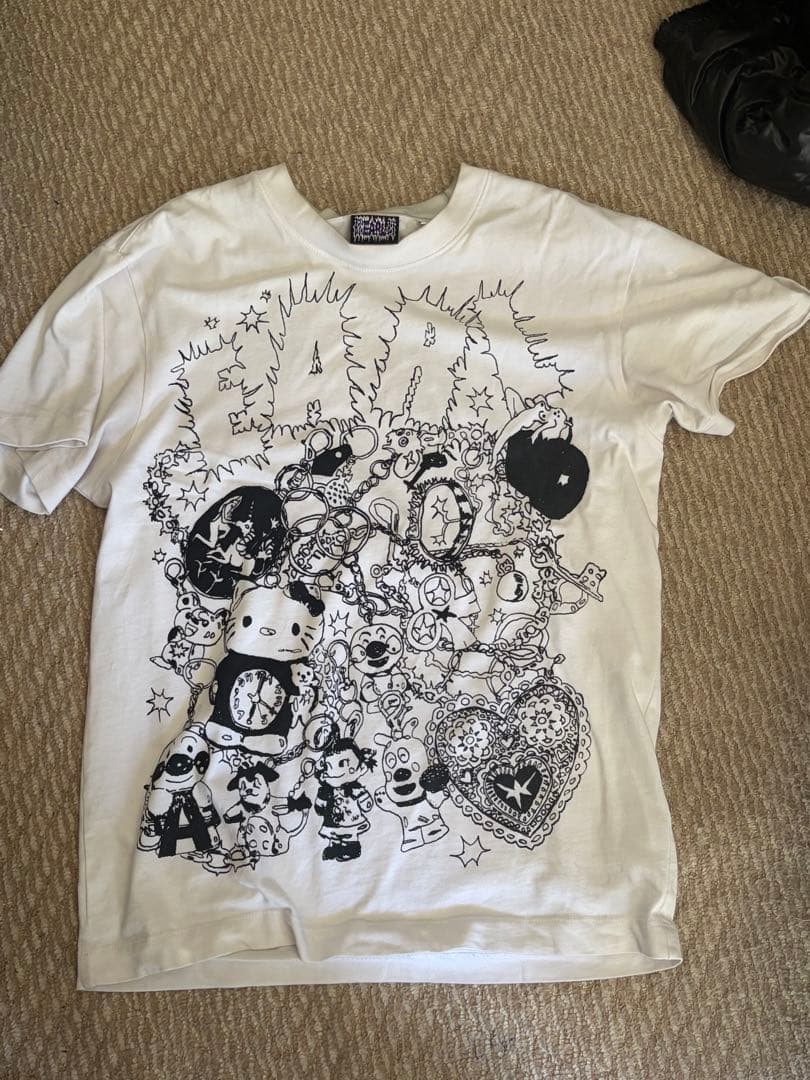 EARL Tシャツ