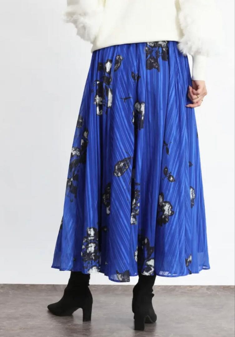 フラワープリントシアースカート FENNEL 新品未使用　タグ付き