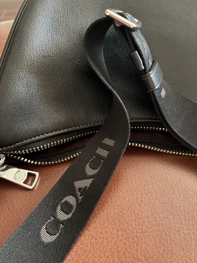 COACH 黒　ペース ショルダー バッグ