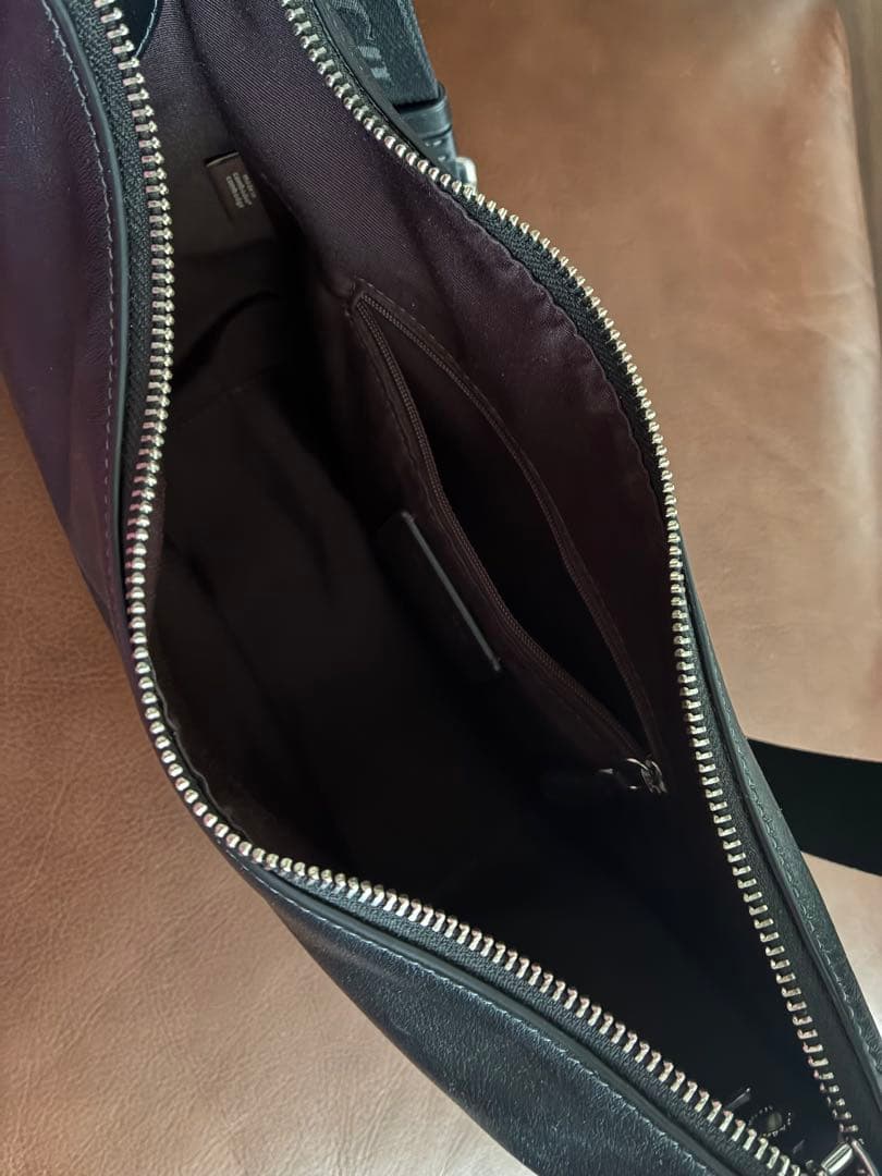 COACH 黒　ペース ショルダー バッグ