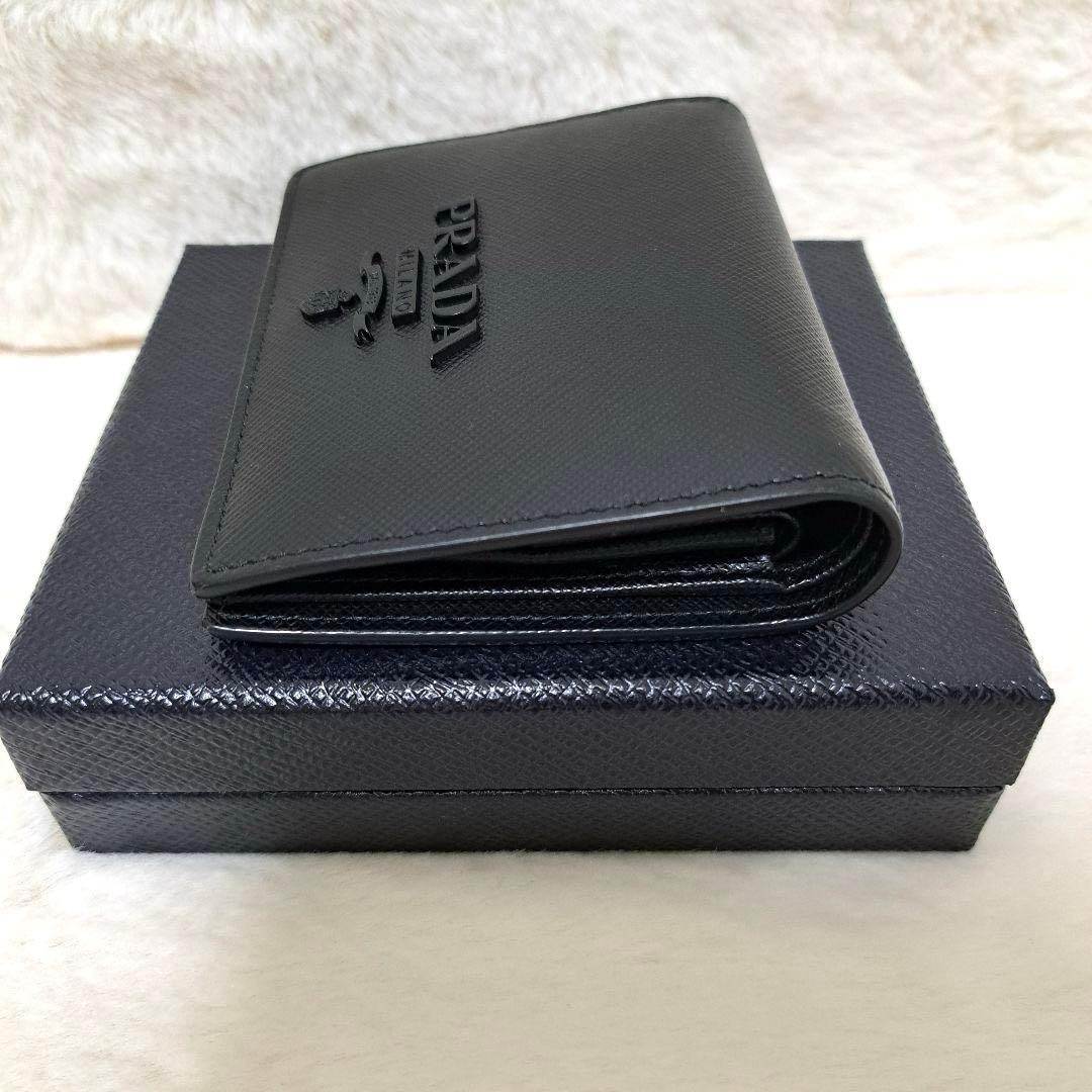 ✨新品同様　付属品完備✨プラダ　二つ折り　サフィアーノ　ブラック　1MV204
