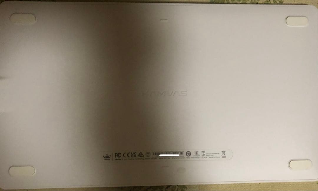 美品 HUION KAMVAS 13 Gen 3 ホワイト 白 日本台湾限定版