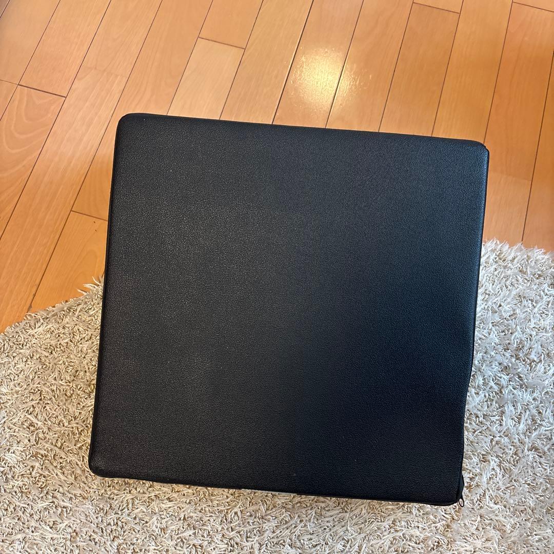 美品 KOBA トレファンクショナルクッション 定価12777円
