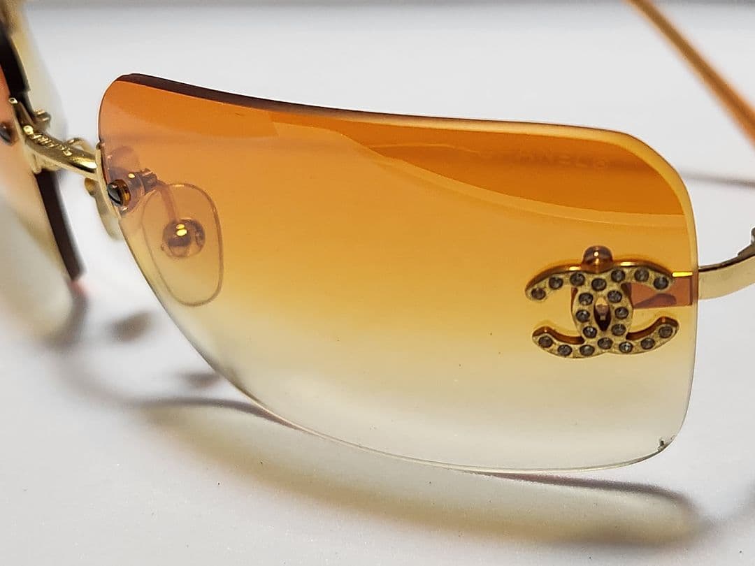 CHANEL.オレンジグラデーション ラインストーン　サングラス シャネル