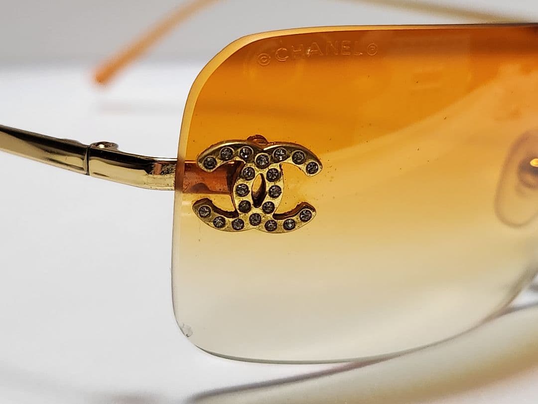 CHANEL.オレンジグラデーション ラインストーン　サングラス シャネル
