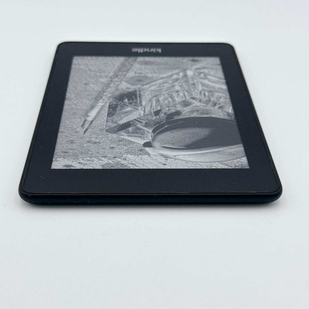 【概ね美品】Amazon Kindle Paperwhite 第10世代
