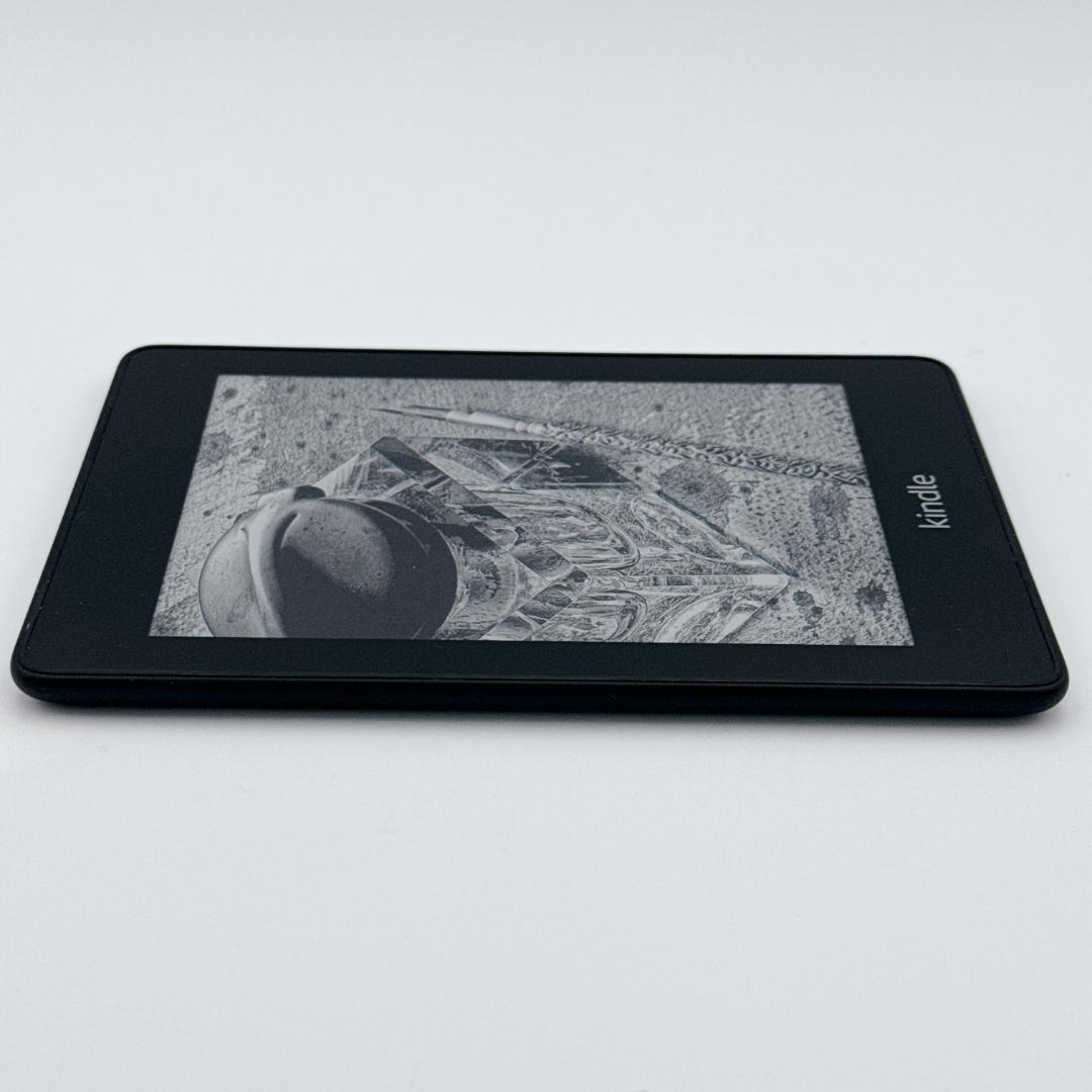 【概ね美品】Amazon Kindle Paperwhite 第10世代