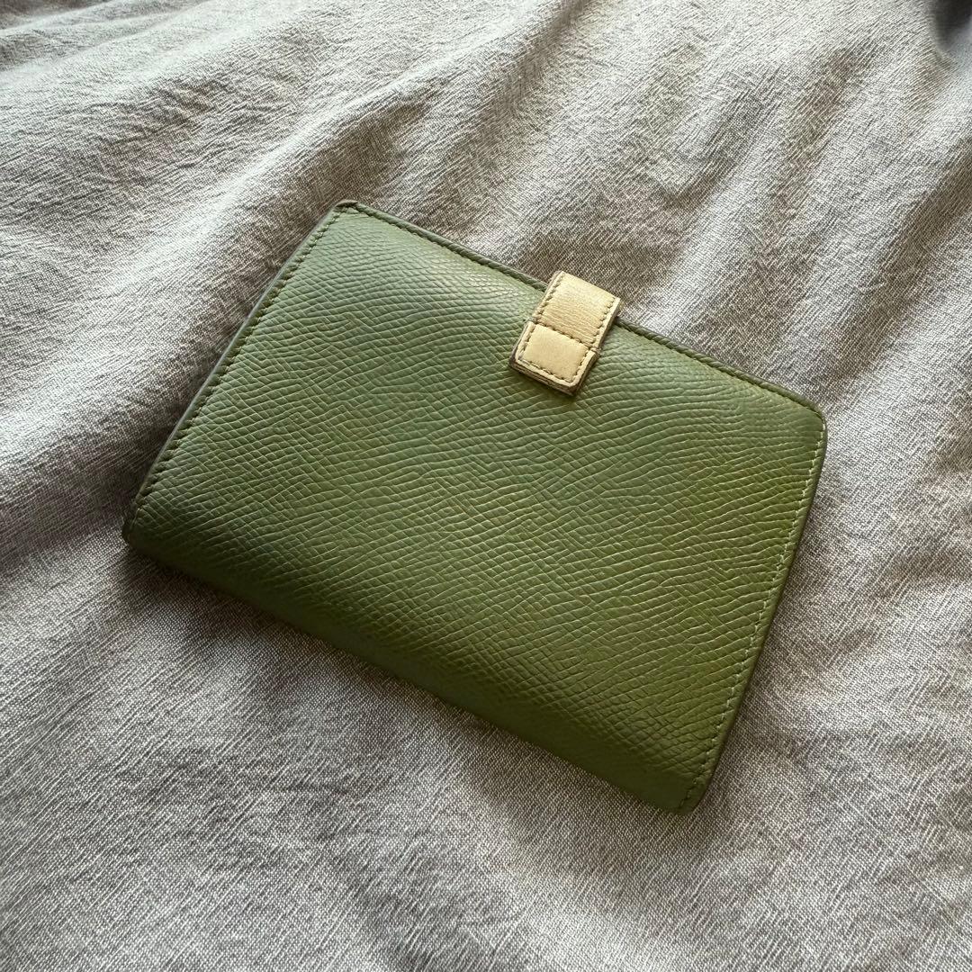 T*u様 CELINE オリーブグリーン バイカラー 二つ折り財布