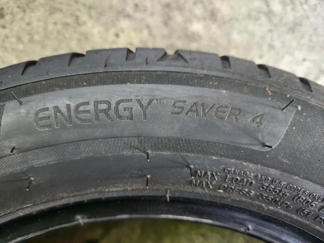 送料込☆2022年製 MICHELINミシュランタイヤ 155/65R13☆4本