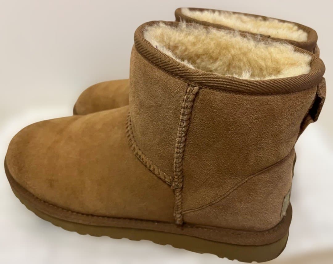 COCO　【UGG】Classic Mini サイズ8　ベージュ