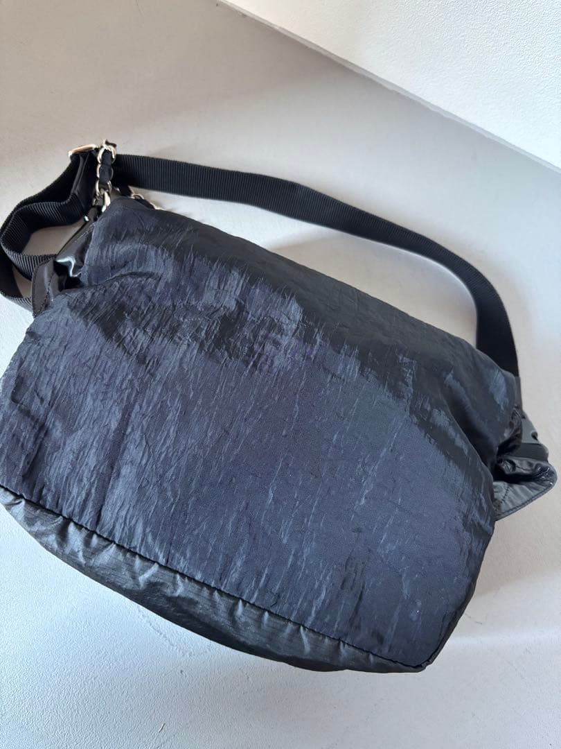 【超希少入手困難】CHANELナイロンボディバッグ　サコッシュ