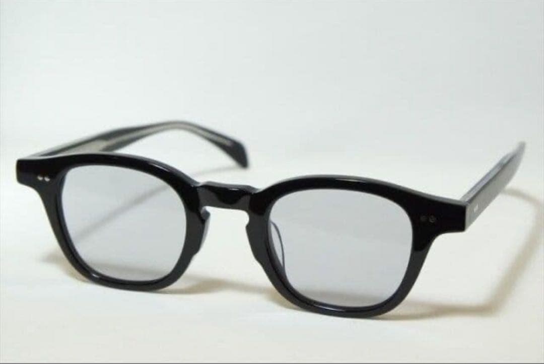 new. サングラス chumley's Few