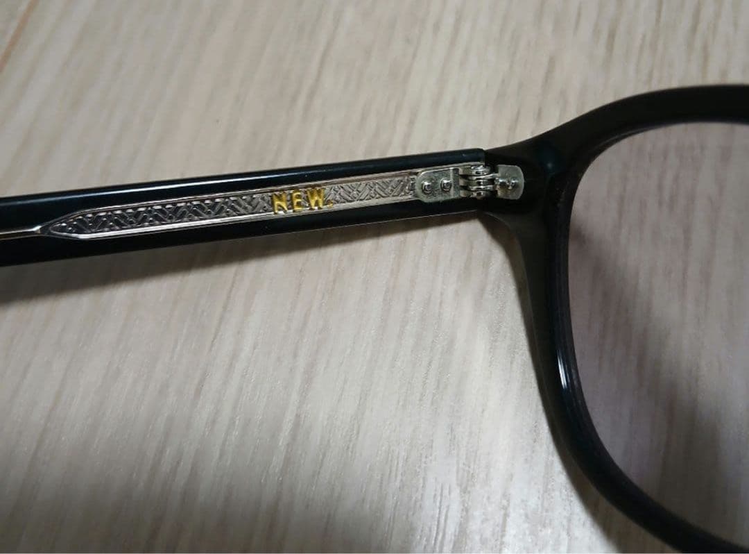 new. サングラス chumley's Few