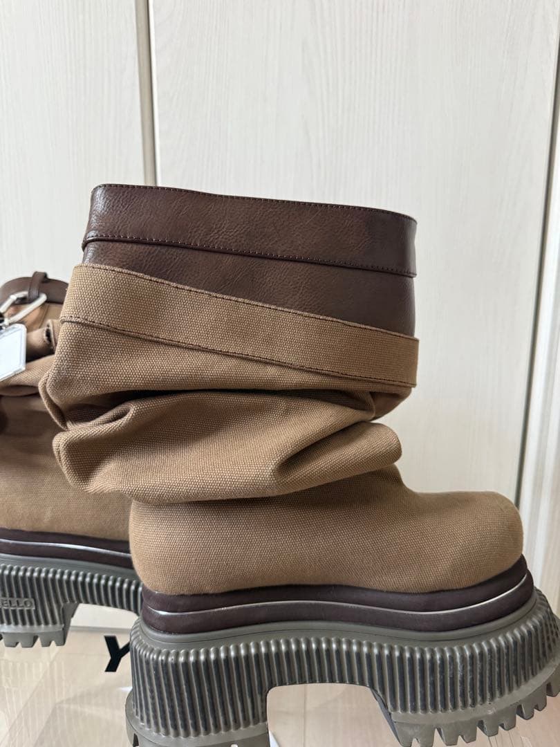 YELLO SOILPLATFORM SHORT BOOTS厚底ブーツ