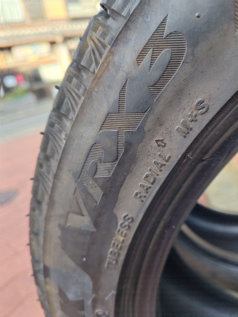 KarinBS VRX3 225/45R17 2021製 残り溝7.5mm