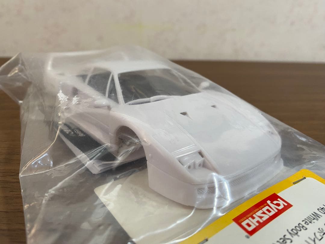 ミニッツ フェラーリ F40 ホワイトボディセット