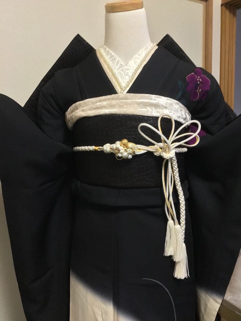 【xjpm'@t.m】黒　白　牡丹　正絹　豪華　振袖6点セット　成人式