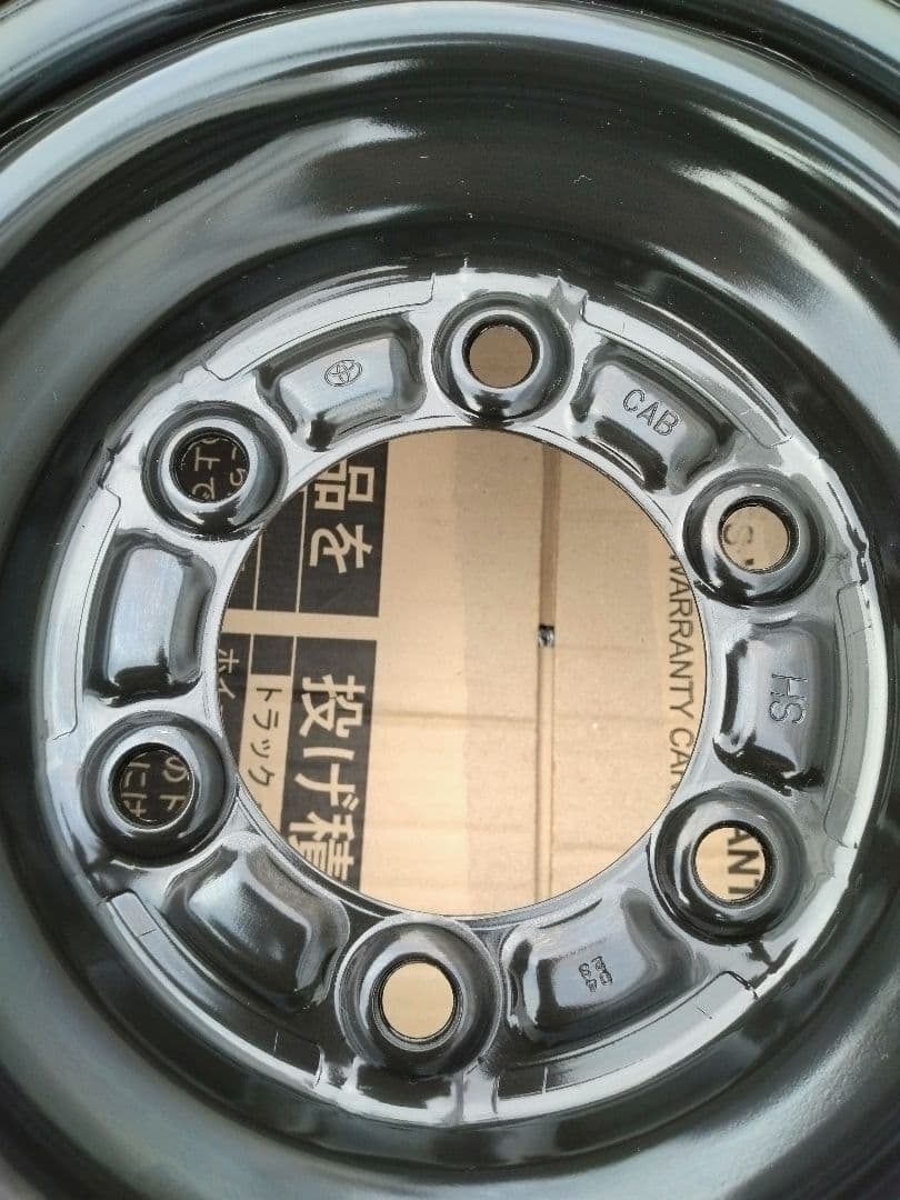 ハイエース純正 スチールホイール4本セット＋ホイールキャプ　新車外し