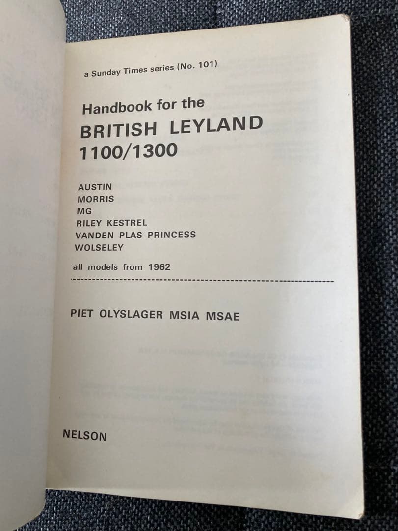 洋書 BRITISH LEYLAND 1100/1300 MOTOR MANUALS