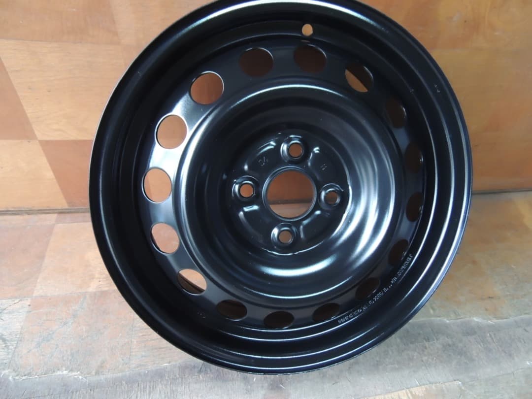 C105 15x5.5J 4穴 アクア純正 スチールホイール 15インチ 4本