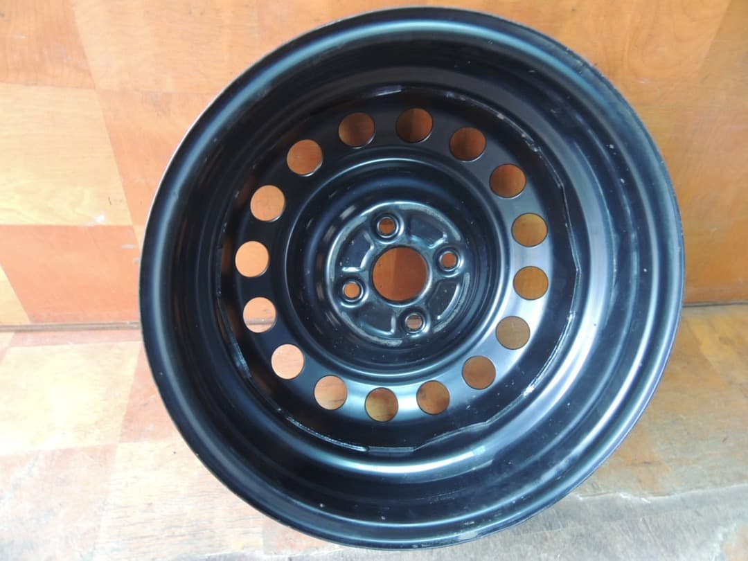 C105 15x5.5J 4穴 アクア純正 スチールホイール 15インチ 4本